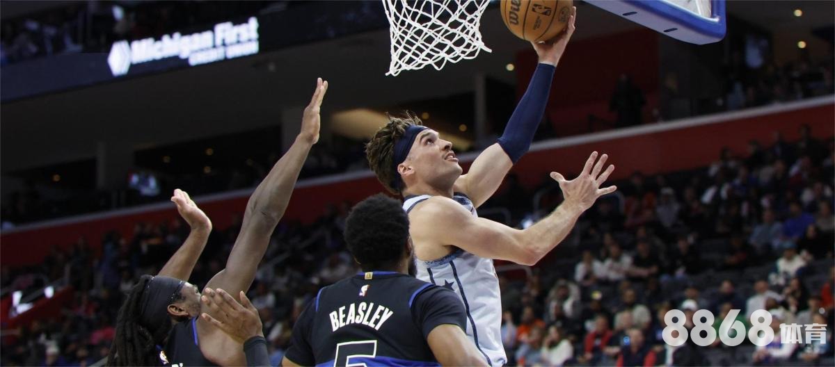 伟德体育 - 马刺对勇士的比分预测